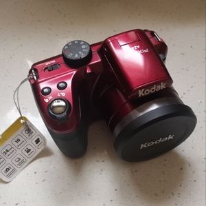 Kodak Pixpro AZ401 DIGITAL CAMERA